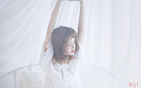 短发美女性感私房写真(10)