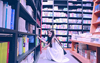 性感吊带美女唯美写真(9)