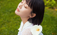 气质女神马思纯时尚写真(11)