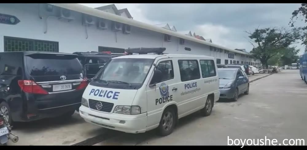 金边数十名中国人去KTV被抓,亲历者:花了00才被赎出来!