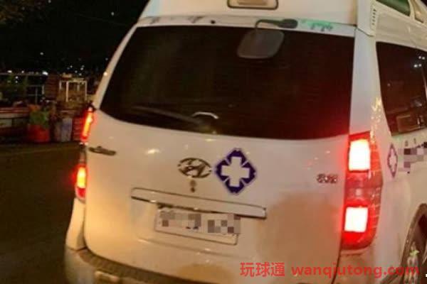金边市一名博士生路上遇一群歹徒,被当场砍死!