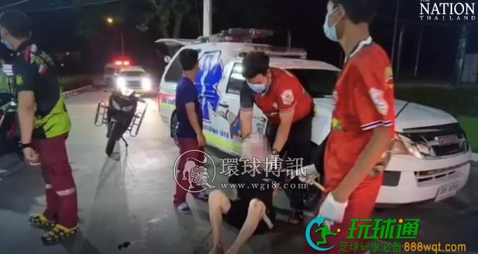 太疯了!有中国台湾男子持刀在泰国大城府加油站横冲直撞、恐吓他人,疑似吸毒! 太疯了!有中国台湾男子持刀在泰国大城府加油站横冲直撞、恐吓他人,疑似吸毒!