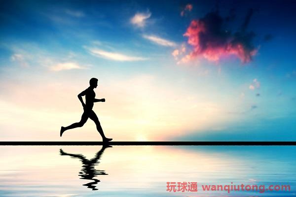 不想落后就得拼命往前跑──BC公司主管十年亲身经验这样告诉你