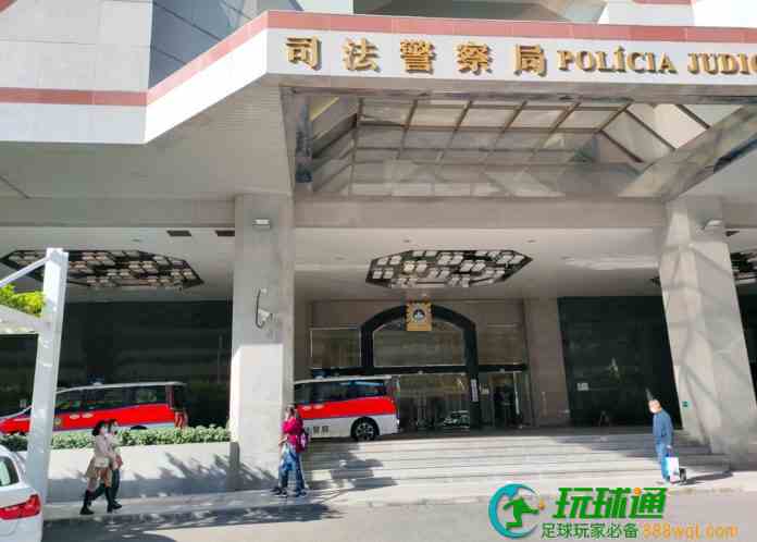 19岁烂赌仔偷入赌场输清光 图抢换钱党近10万元失手虚报遇劫