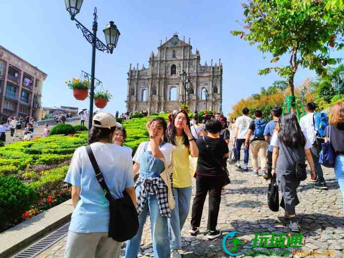 暑假高峰珠海赴澳签注预约爆满  学者指年轻旅客多难带动赌收
